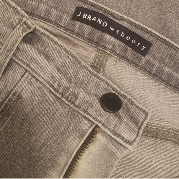 J BRAND FOR THEORY IAN DOVE/LT GREY SKINNY SZ26 - Picture 4 of 10